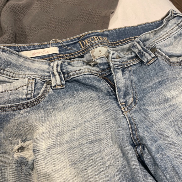 Decree Jeans - Picture 2 of 2